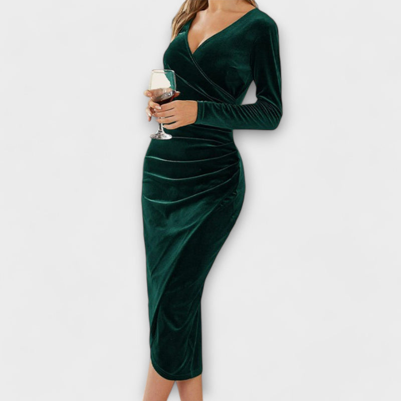 Velvet midi dress with long sleeves