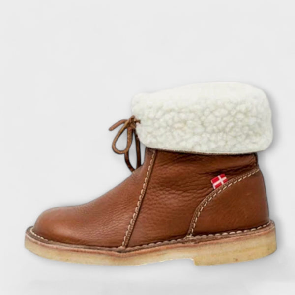 Waterproof Boots with Wool Lining