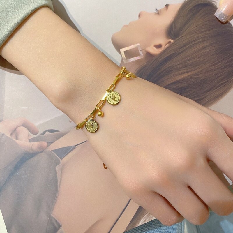 Shiny freedom bracelet