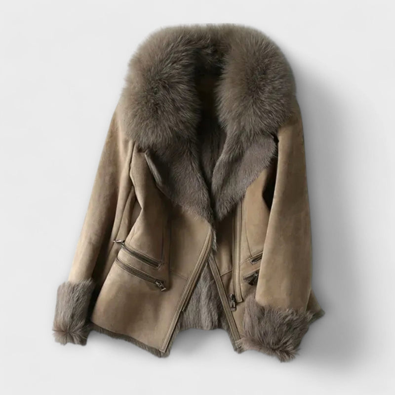 Lamb jacket with fur collar