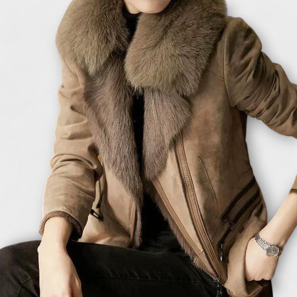 Lamb jacket with fur collar