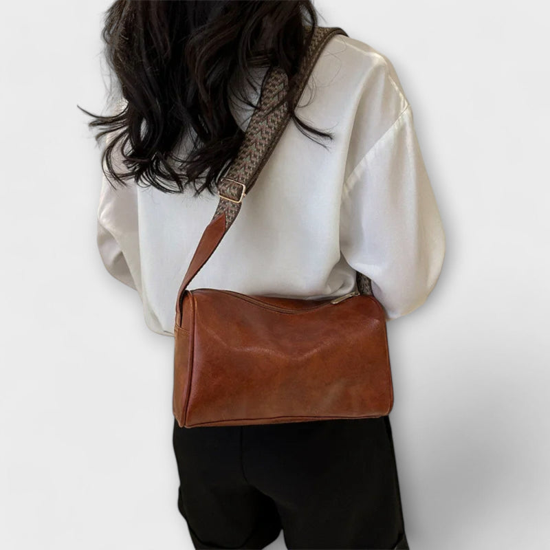 Flair. - Vintage shoulder bag