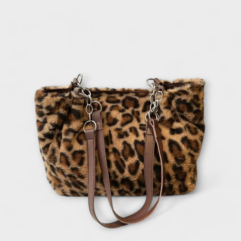 Flair. - Fashionable leopard skin inspired bag