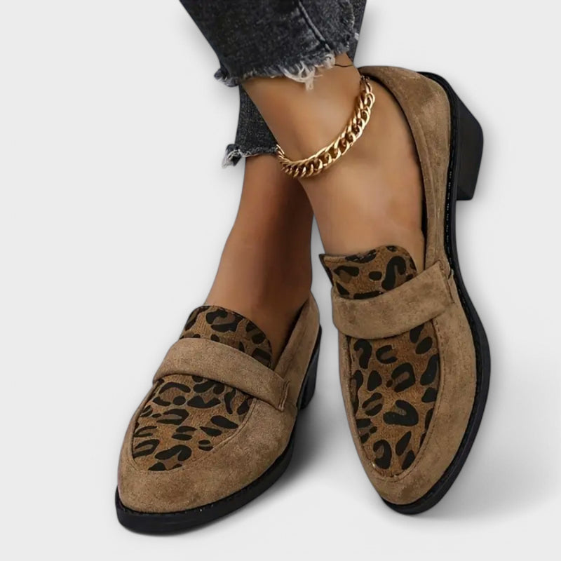 Karla - Elegant women's shoes with leopard print