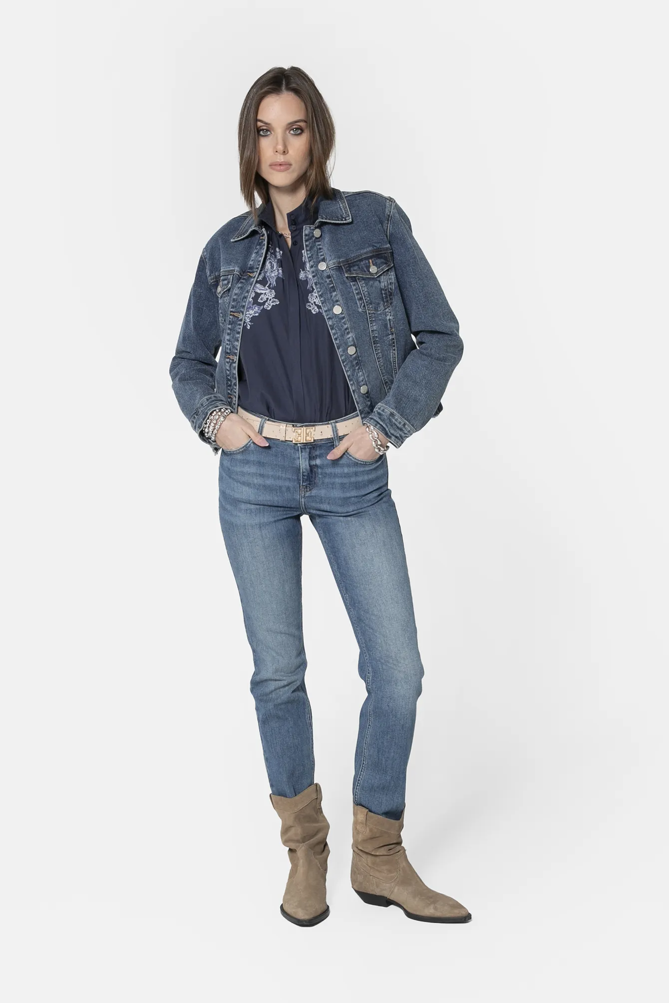Blouse Ă motif floral bleu - Image 3