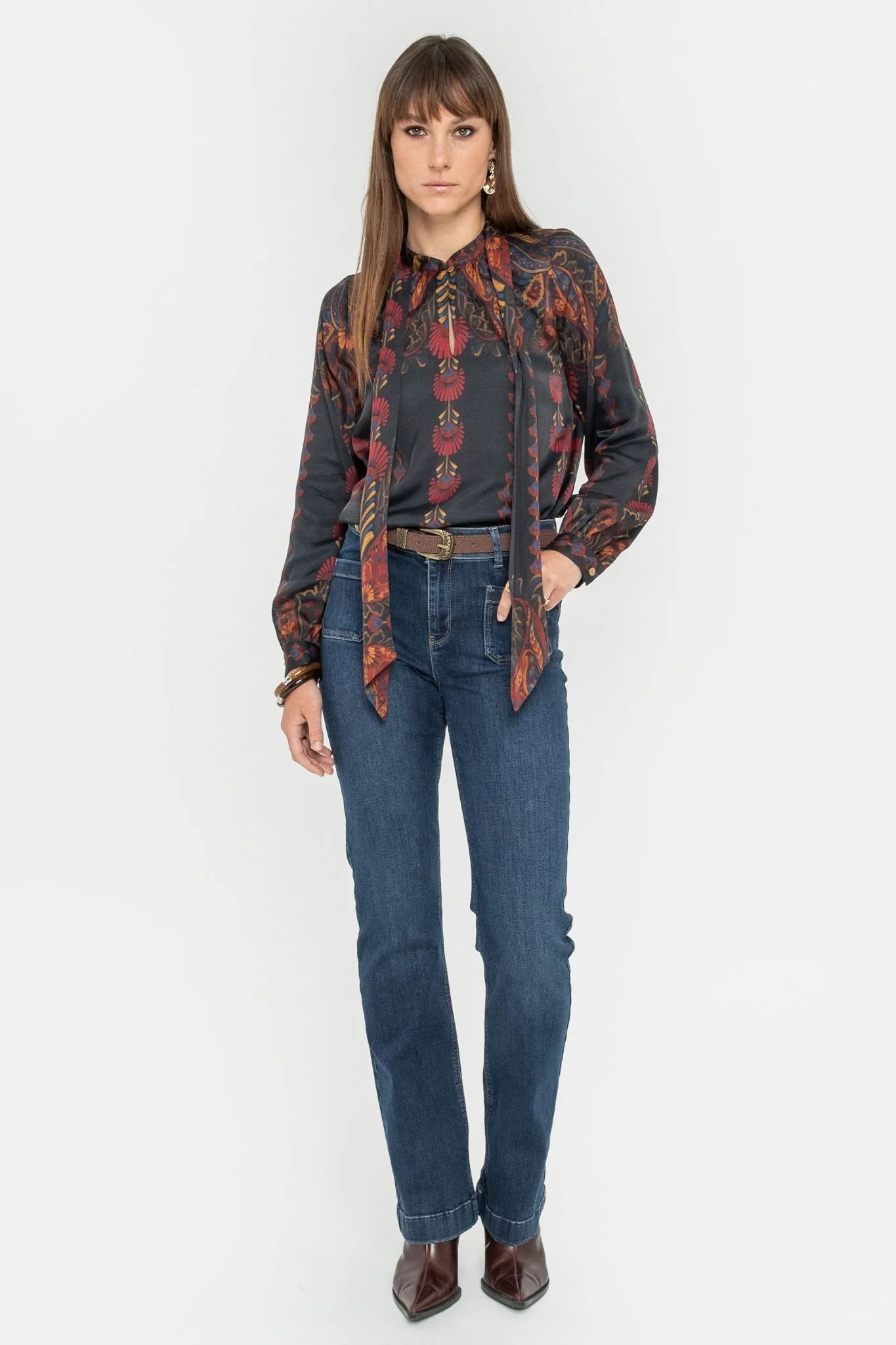 Blouse col cravate motif amérindien