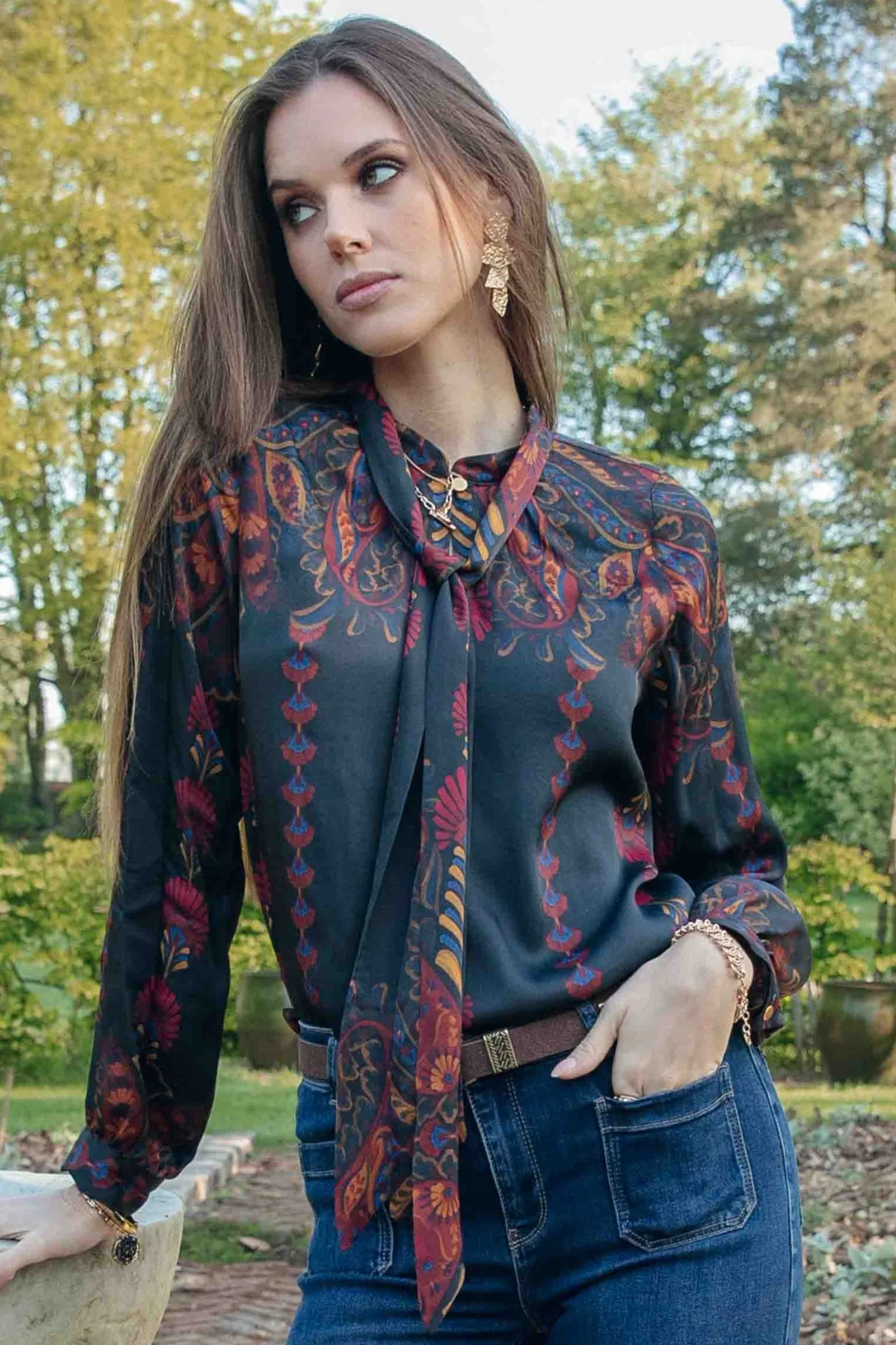 Blouse col cravate motif amérindien - Image 4