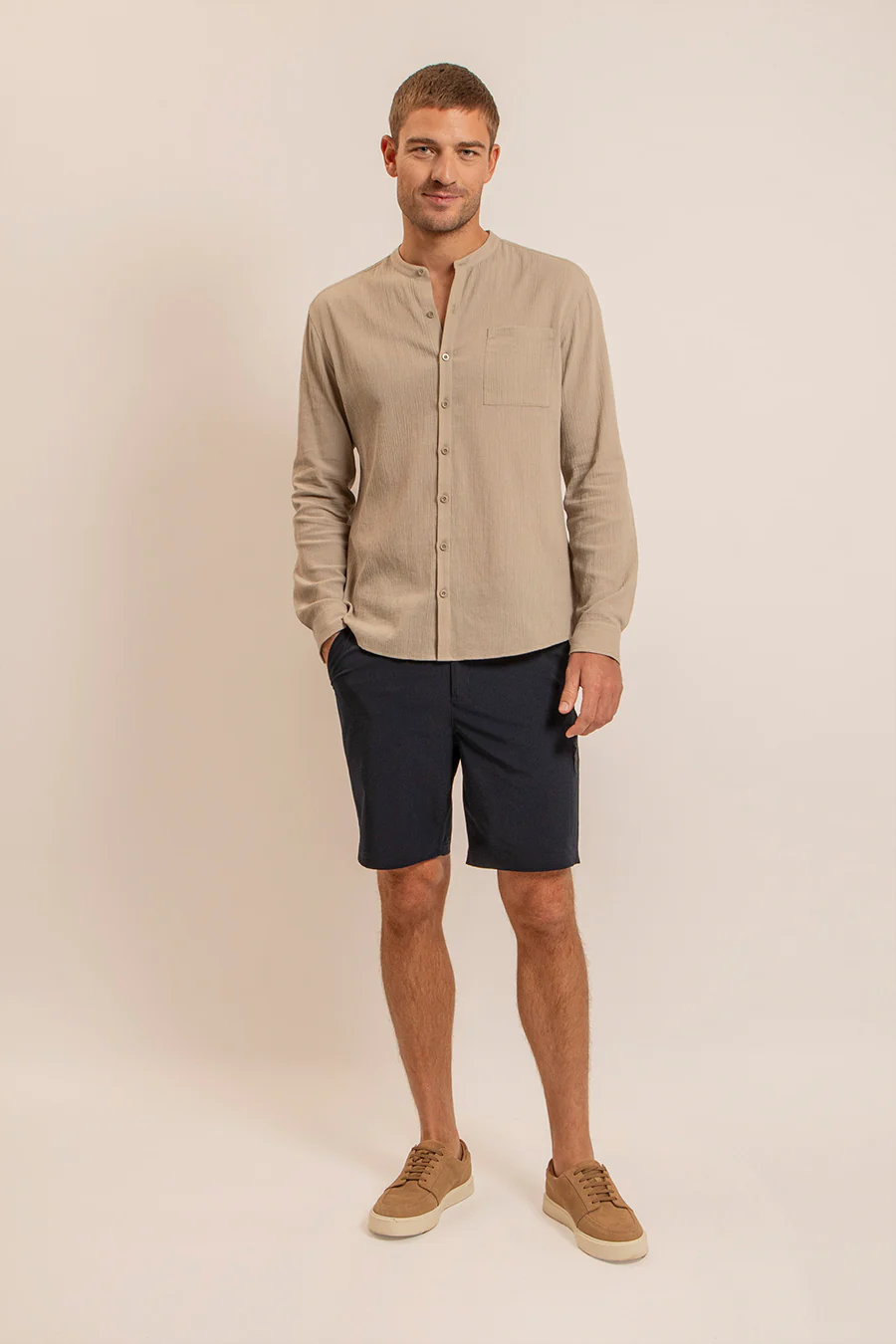 Chemise col mao kaki clair - Image 7