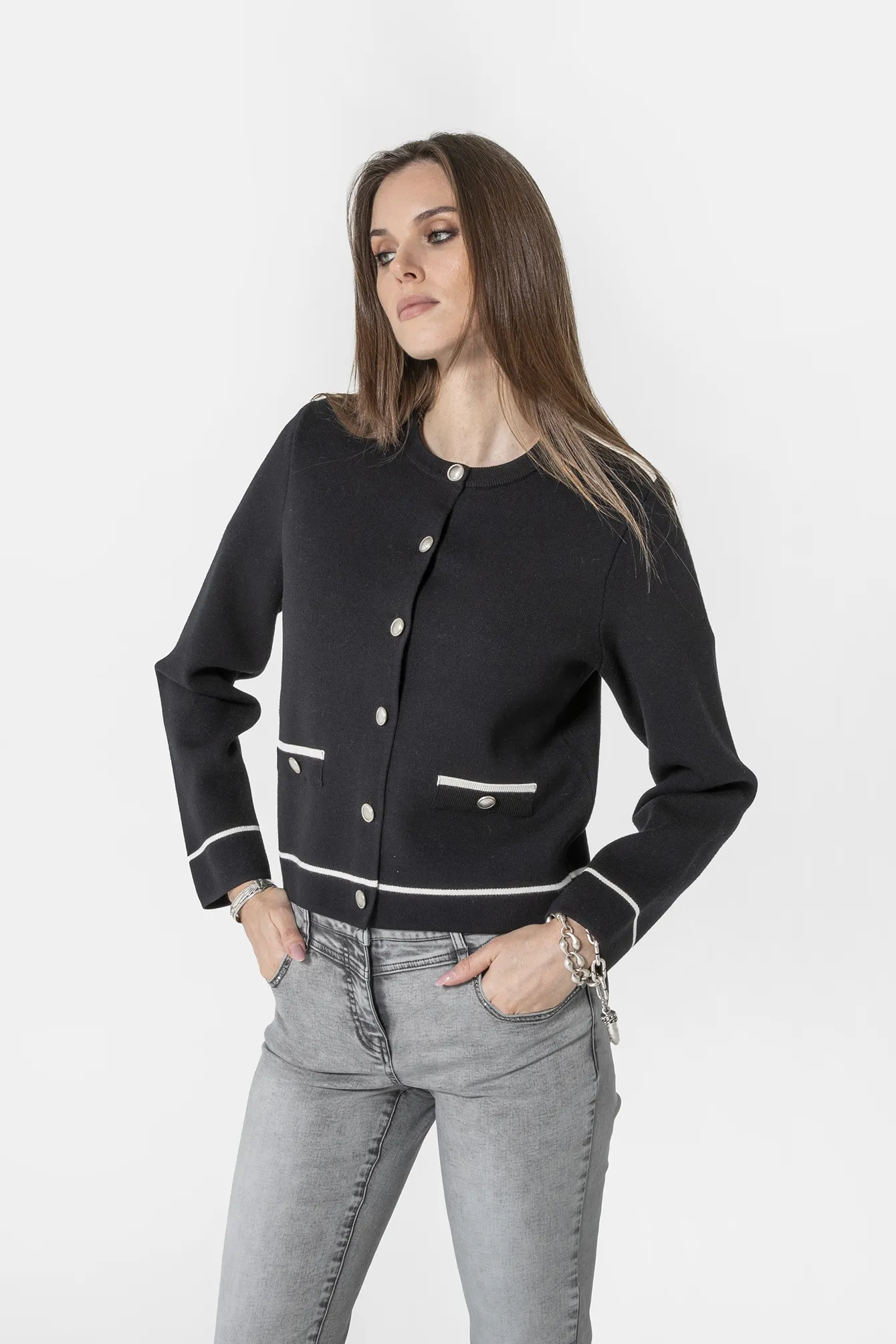 Gilet inspiration couture noir et écru - Image 4