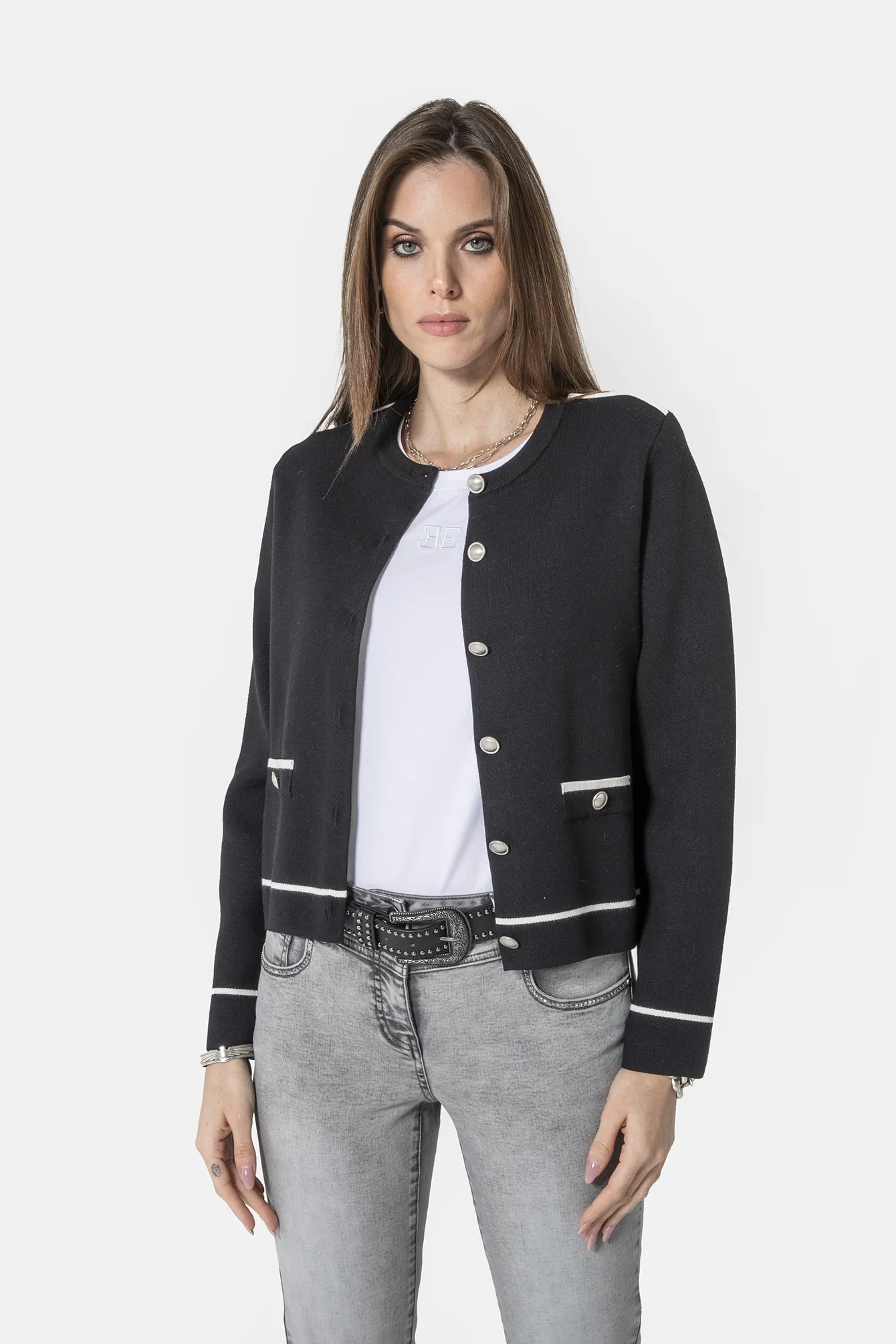 Gilet inspiration couture noir et écru - Image 6