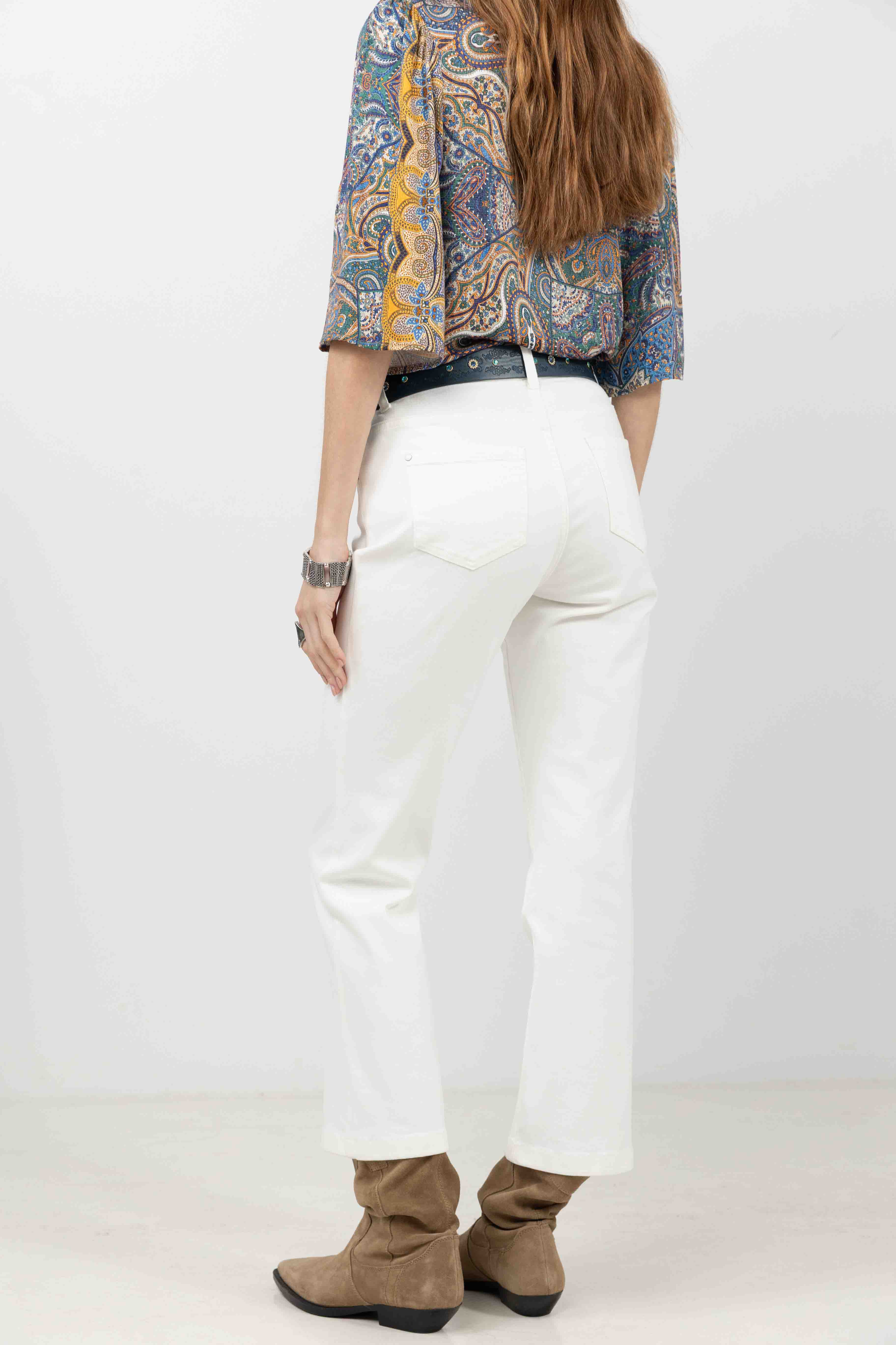 Jean blanc bootcut broderie chic - Image 4