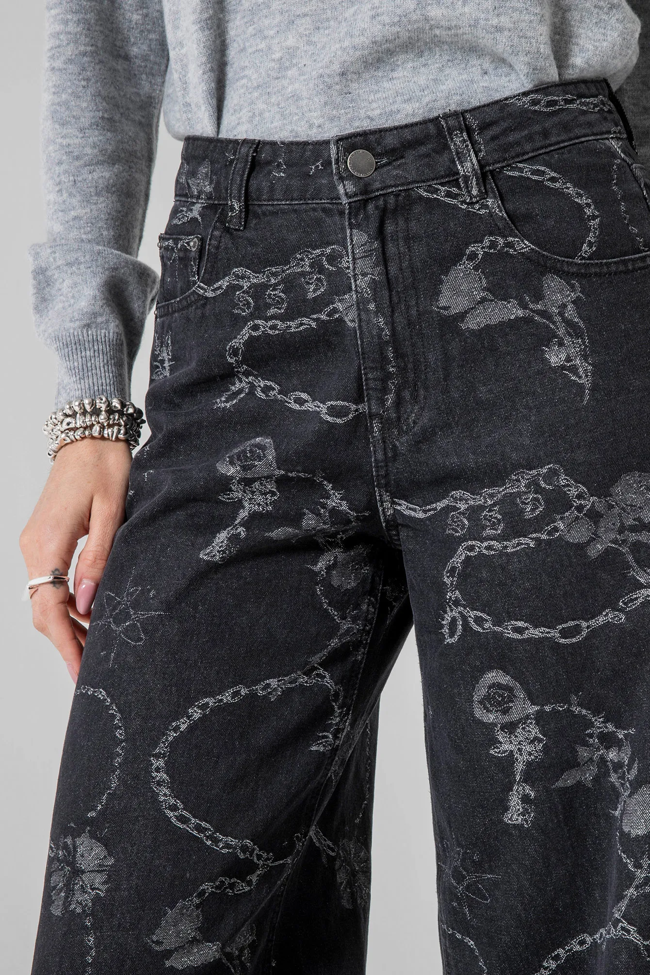 Jean large Ă motifs noir - Image 2