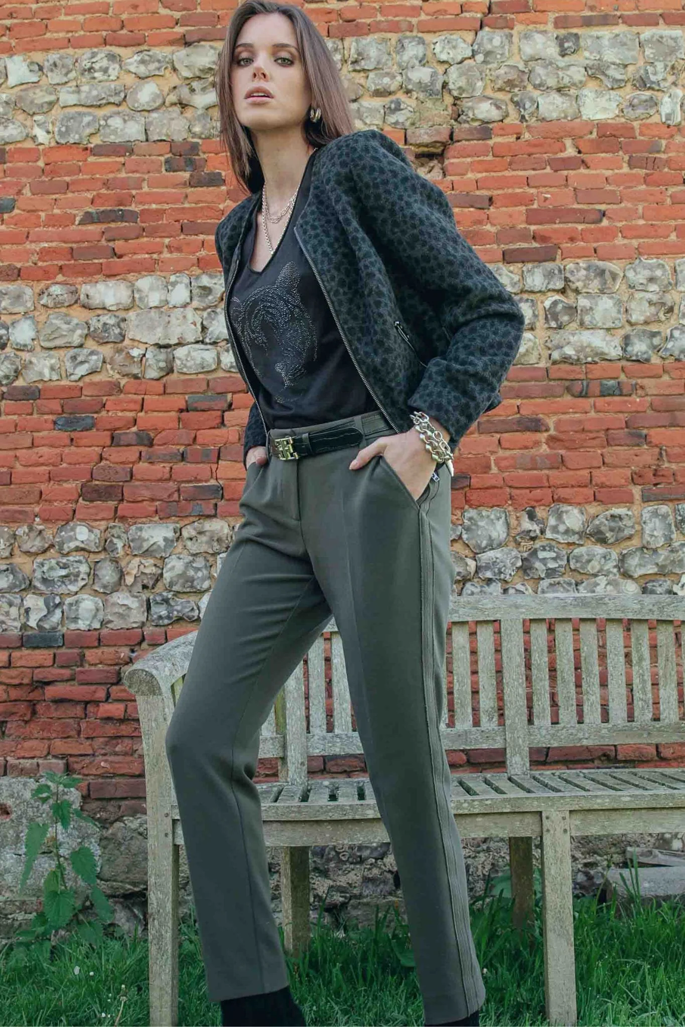 Pantalon cigarette kaki - Image 6