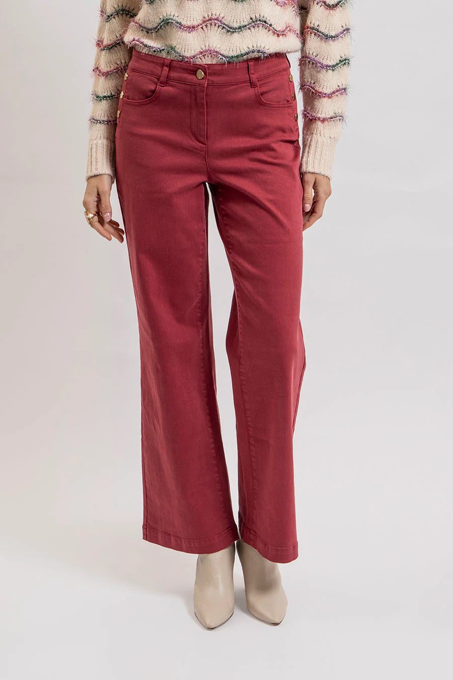 Pantalon large coloris carmin - Image 3