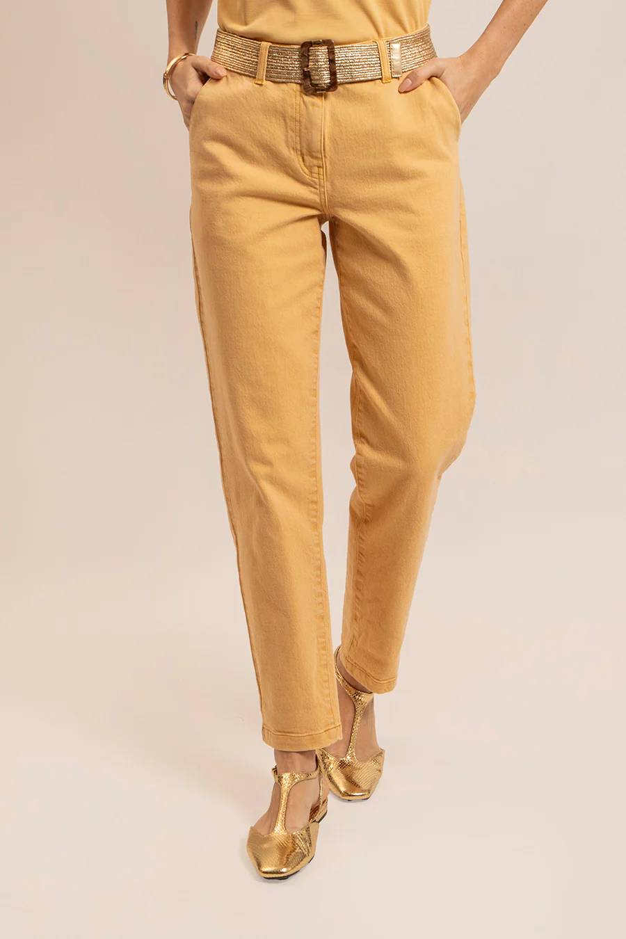 Pantalon large coloris paille - Image 2