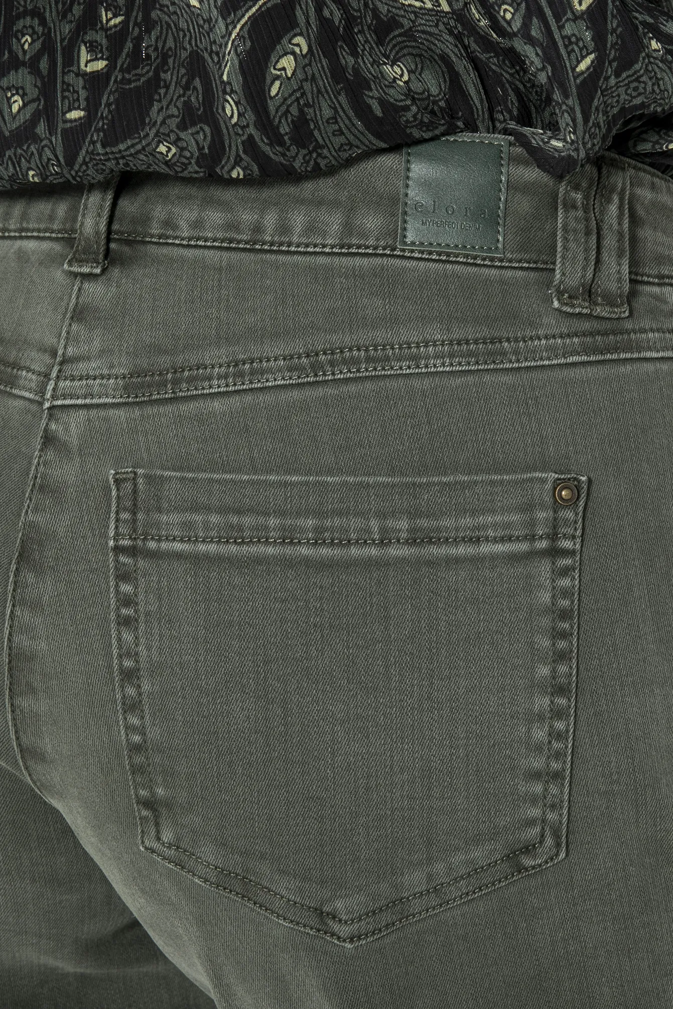 Pantalon large kaki - Image 5