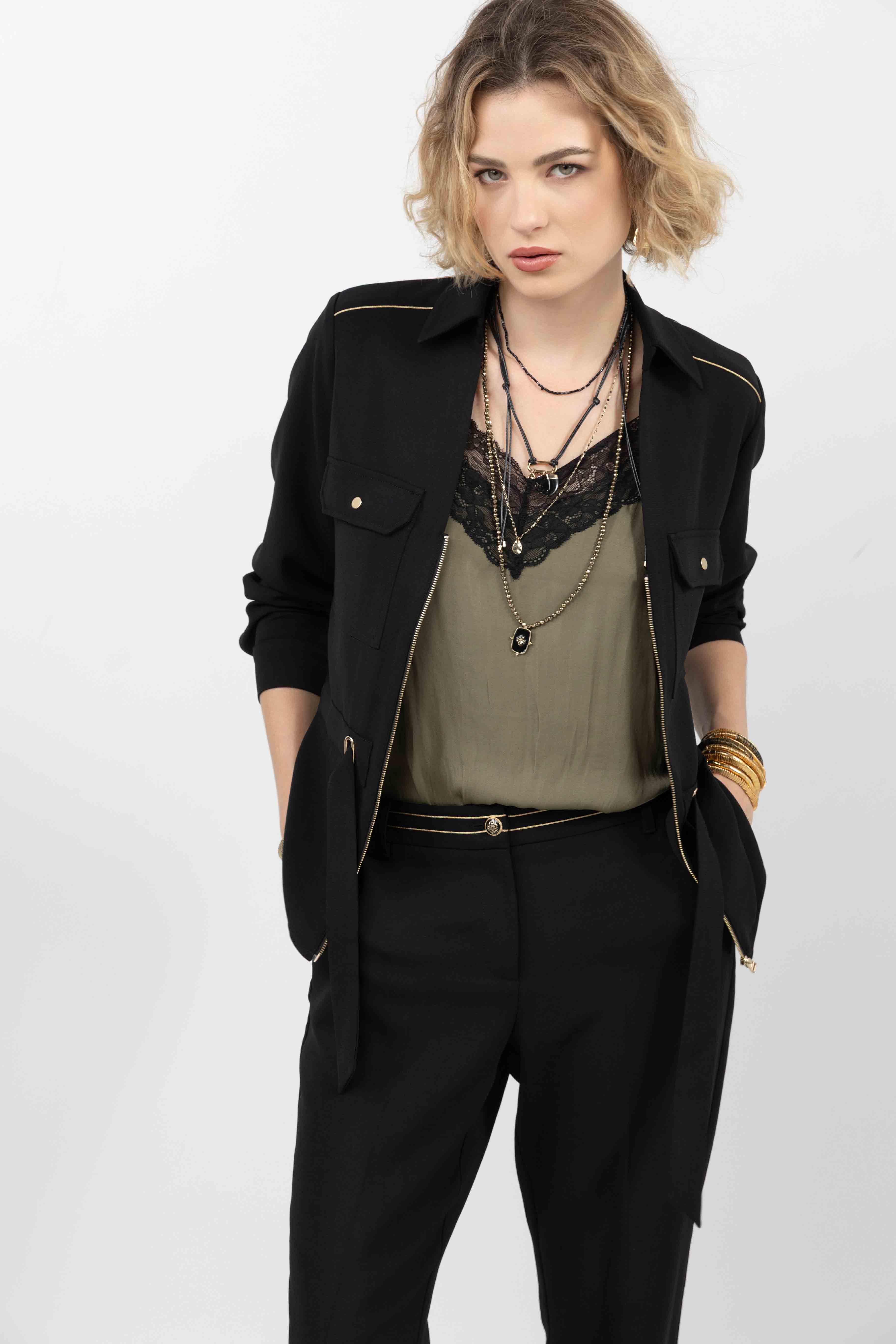 Pantalon noir fluide chic - Image 4