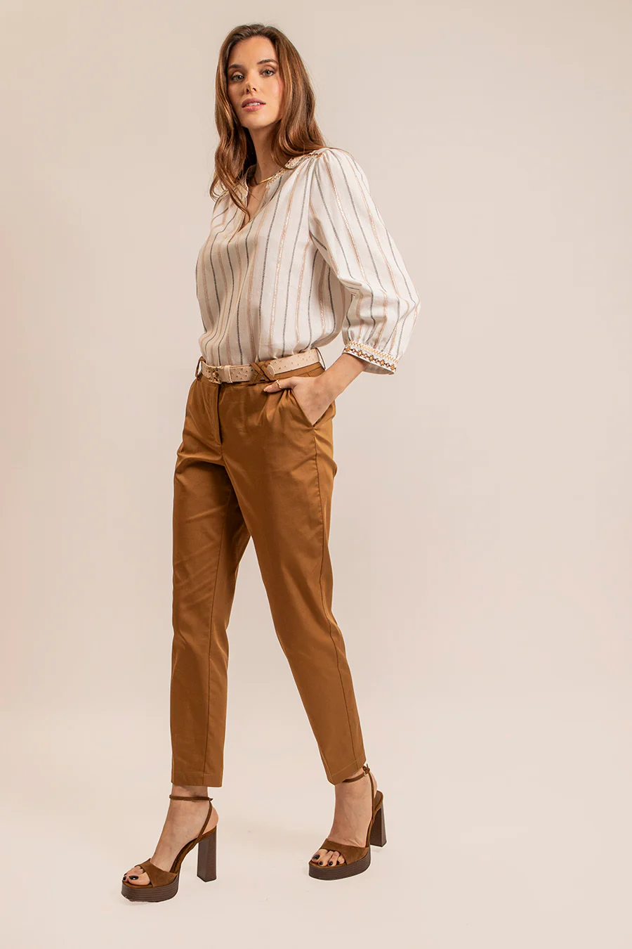 Pantalon seconde peau coloris caramel
