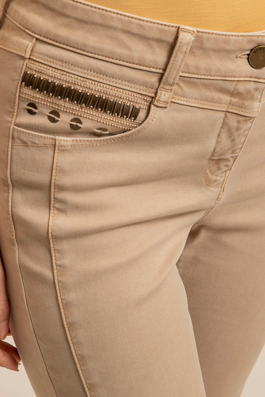 Pantalon slim beige - Image 4