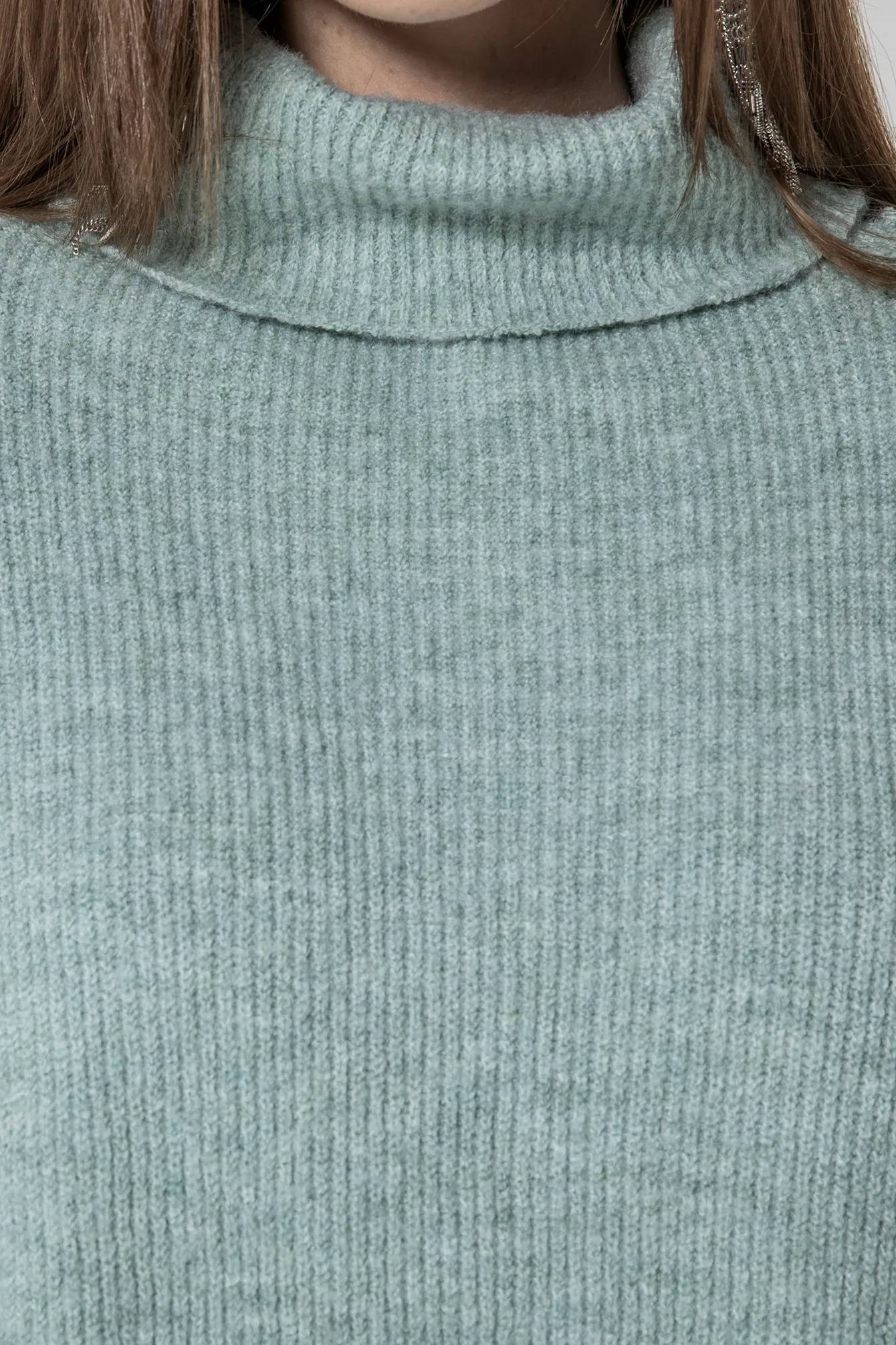 Poncho col roulé frangé vert d'eau - Image 2
