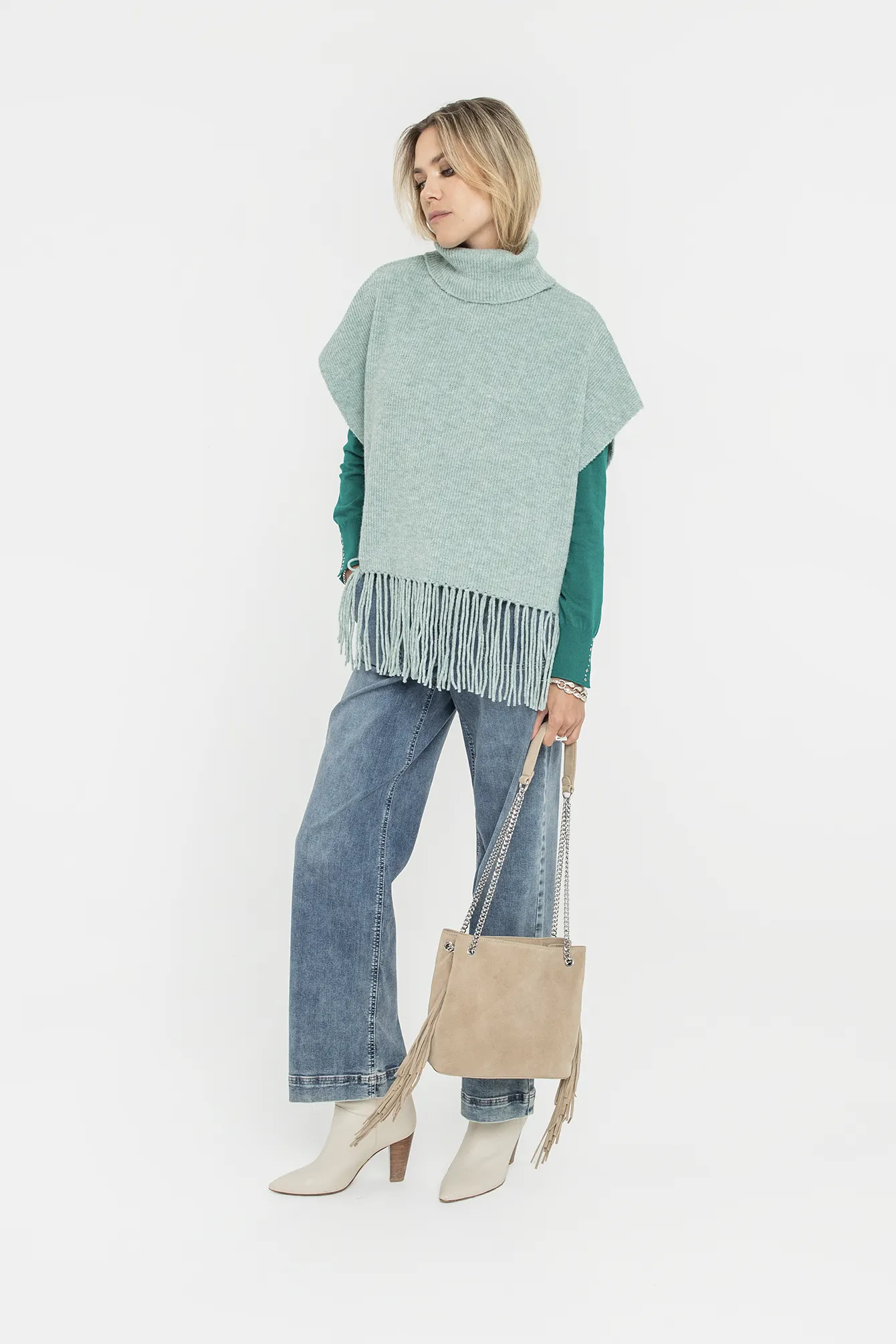 Poncho col roulé frangé vert d'eau - Image 4