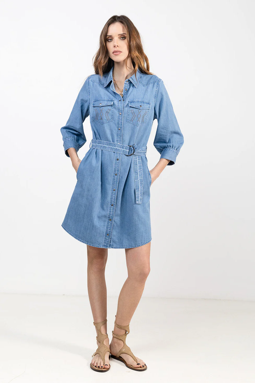 Robe chemise jean bleu clair - Image 3