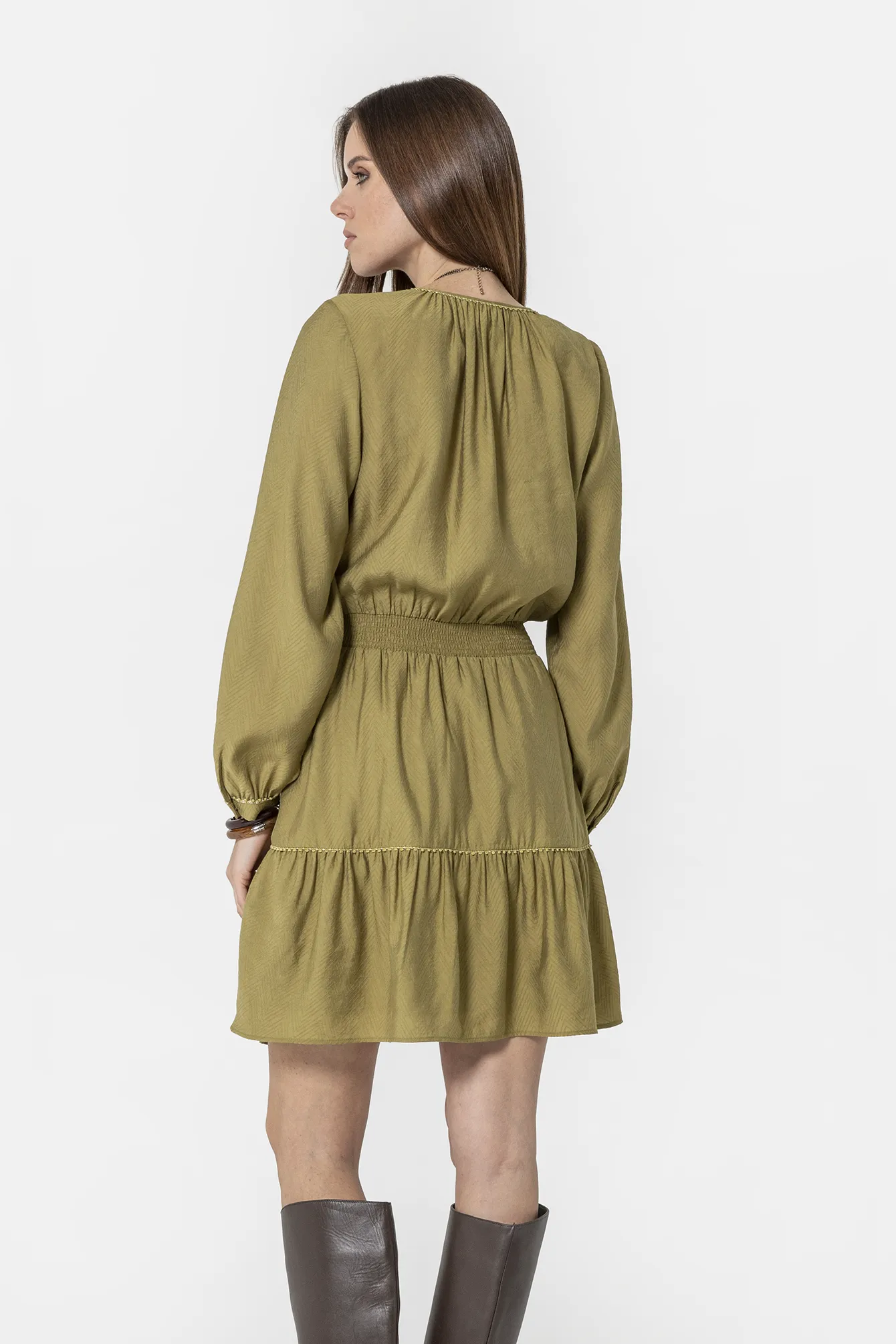 Robe courte cintrée pistache - Image 4