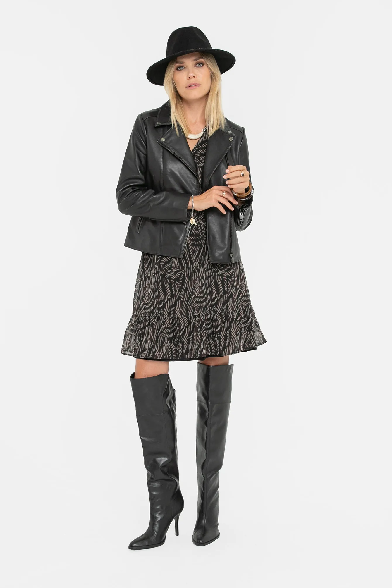 Robe courte imprimé choco et noir - Image 4