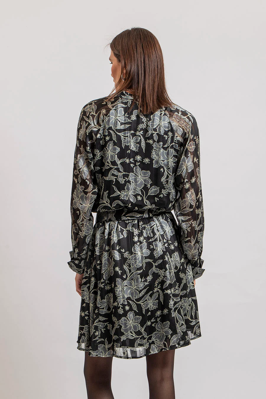 Robe courte imprimé fleurs noir et kaki - Image 4