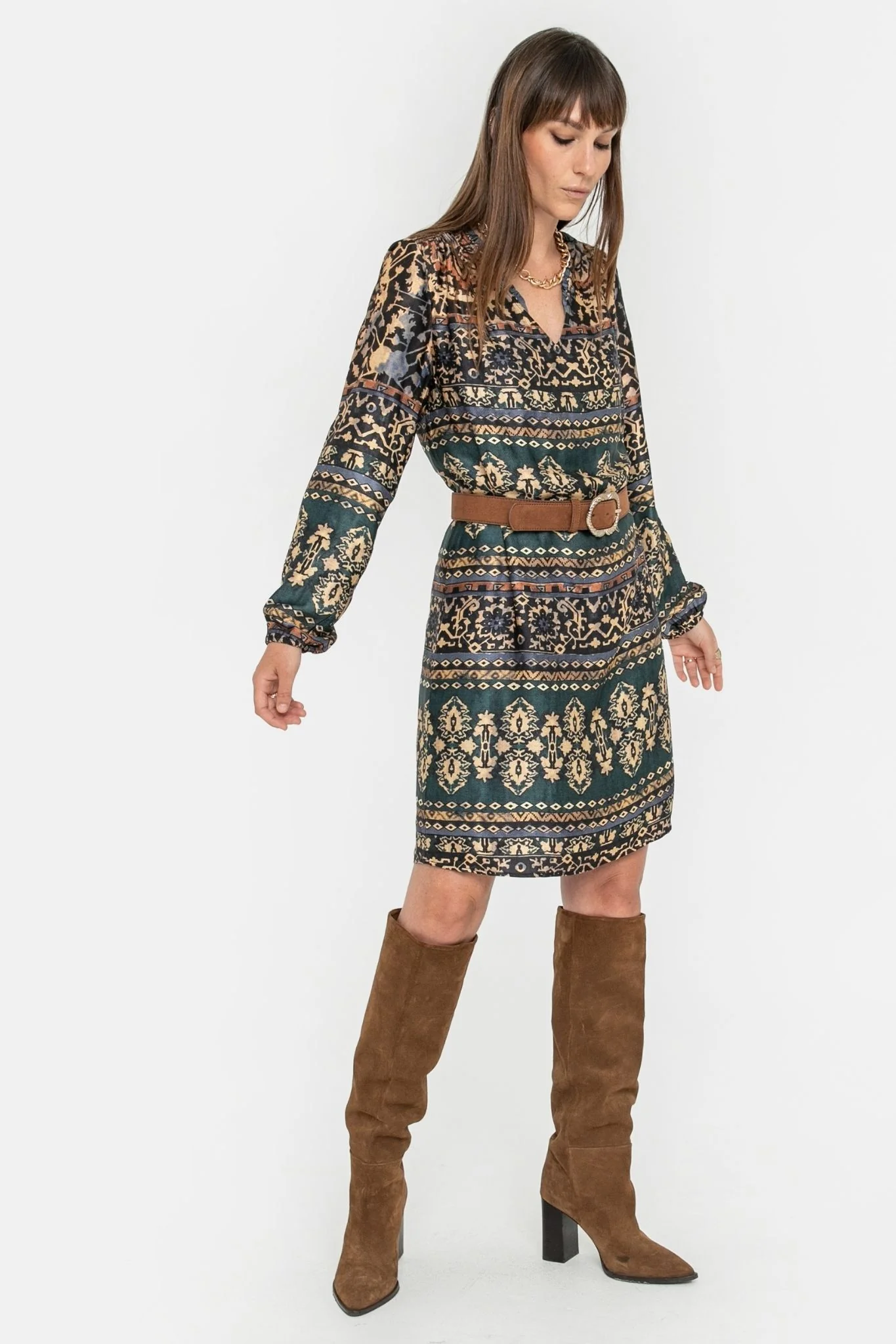 Robe et ceinture aux motifs aztèque