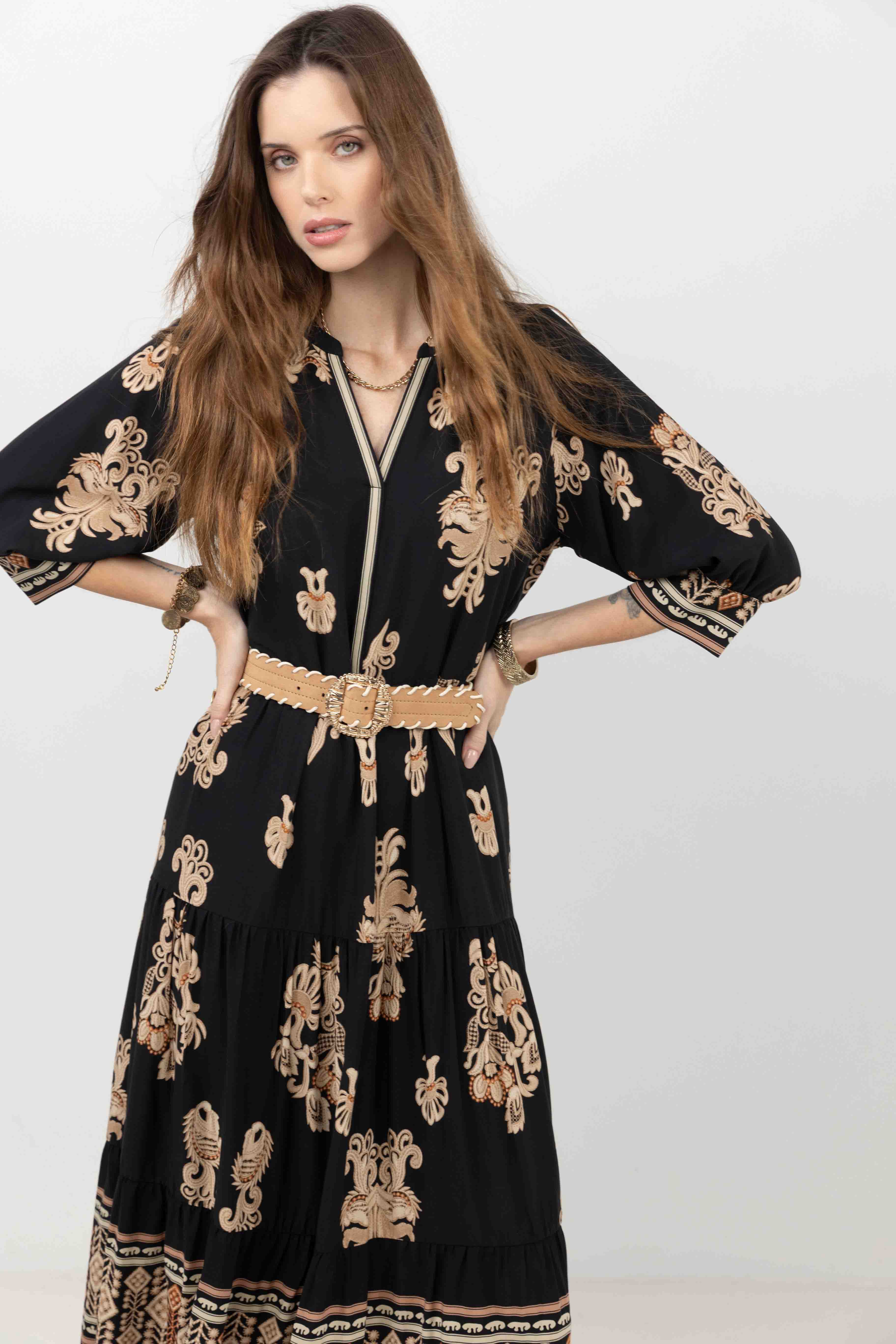 Robe longue bohème imprimé noir beige - Image 2