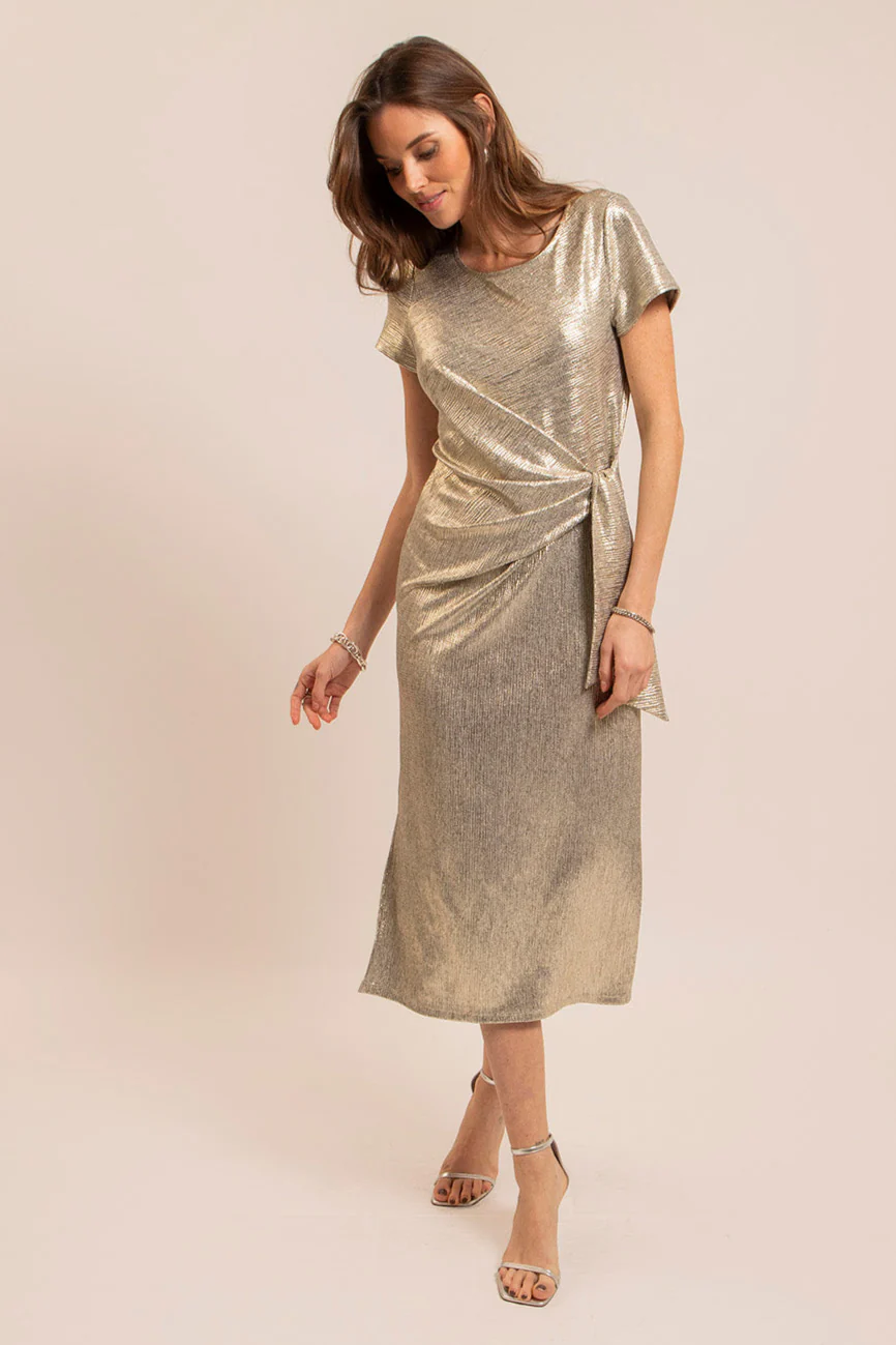 Robe longue dorée