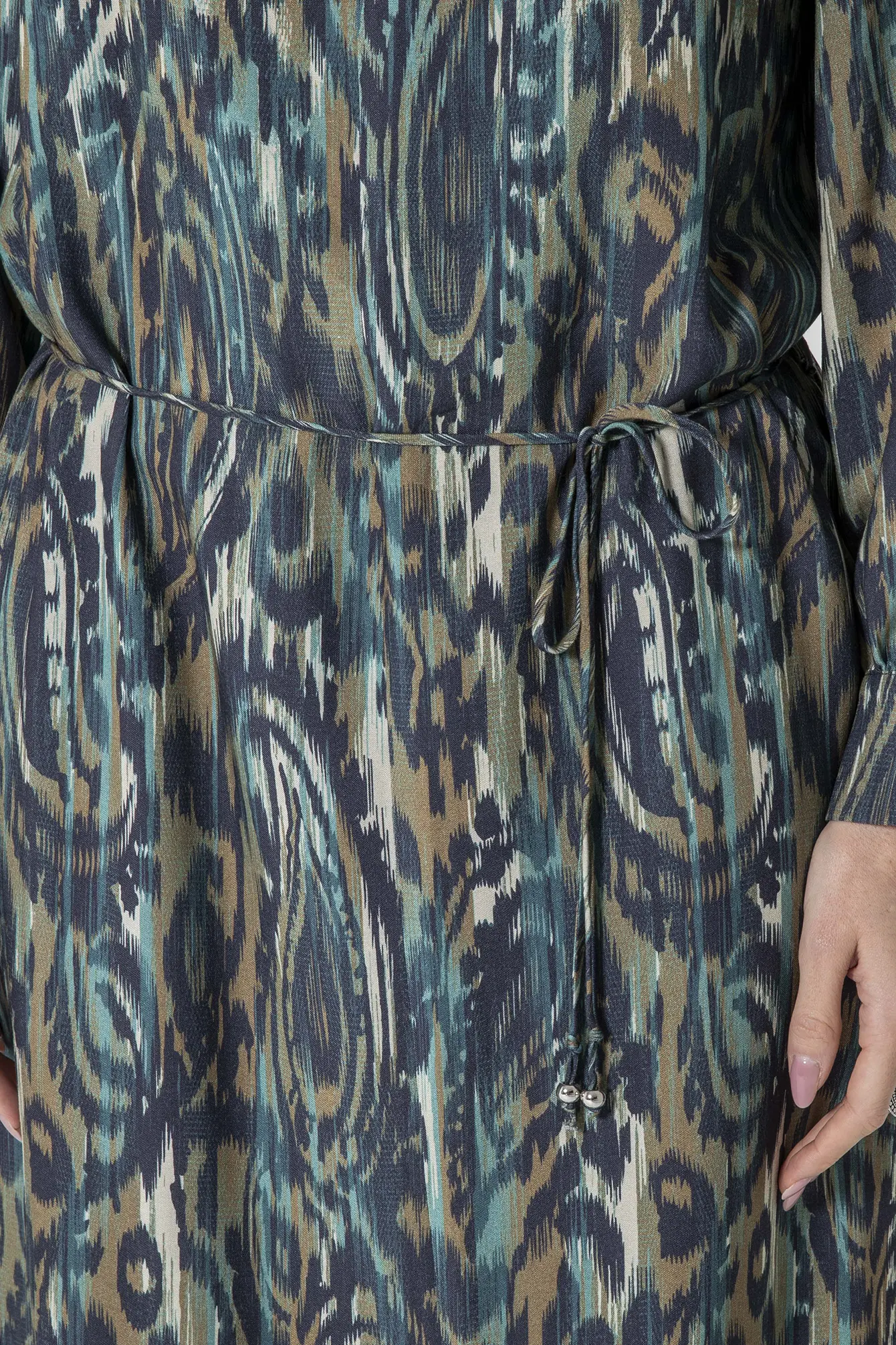Robe longue imprimé Ikat bleu et kaki - Image 4