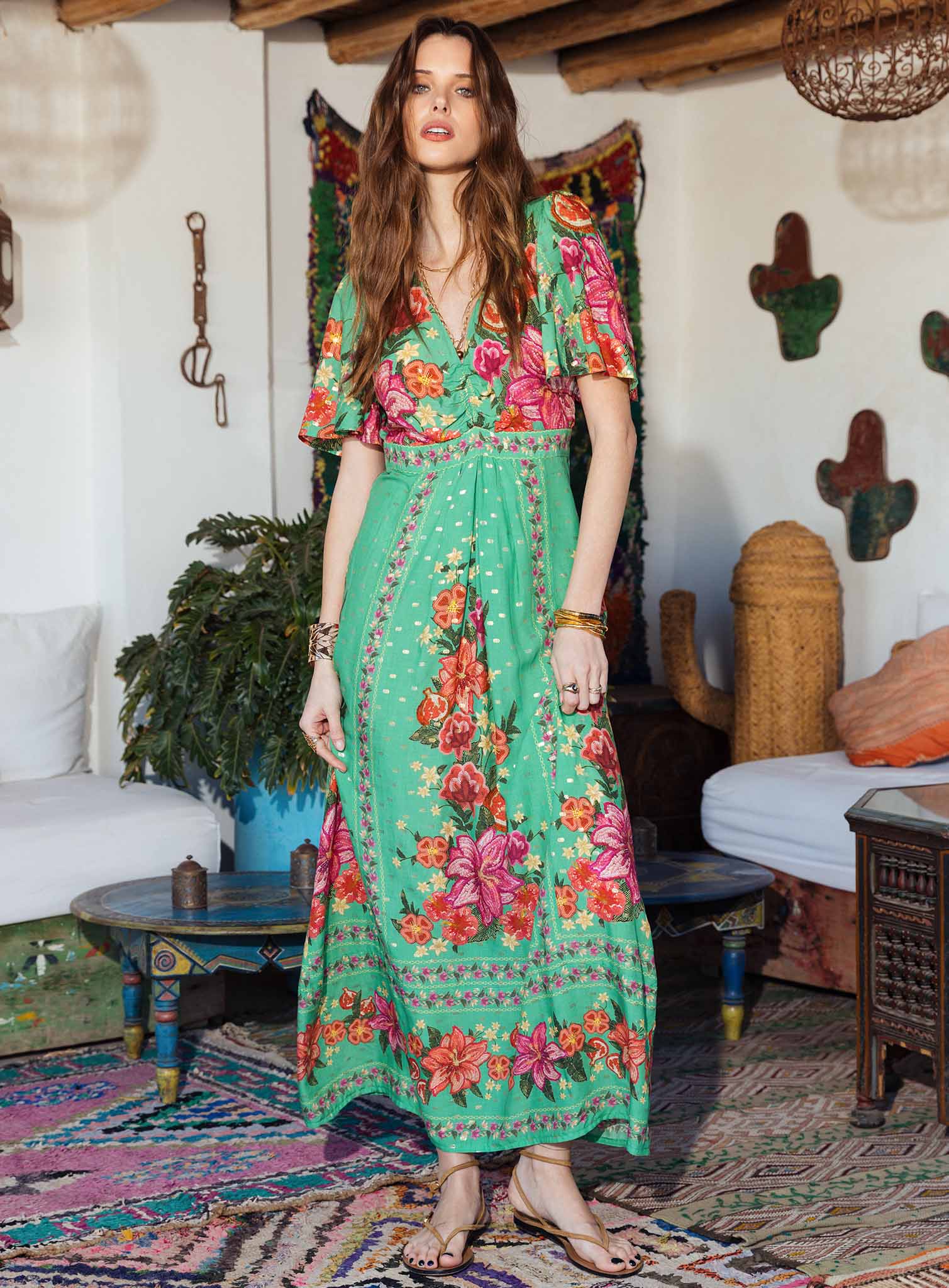 Robe longue imprimée vert rose doré