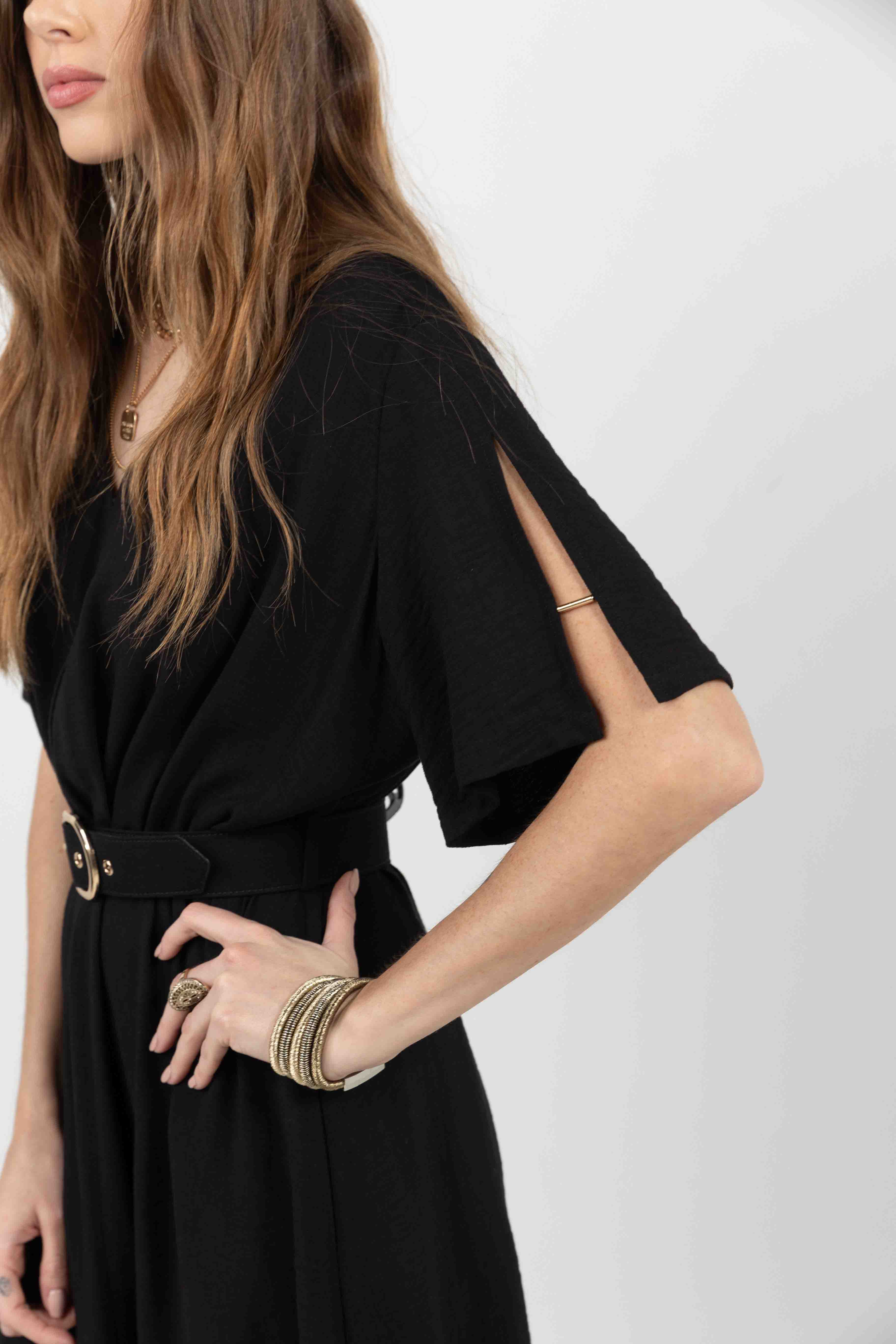 Robe longue noire élégante ceinturée - Image 3
