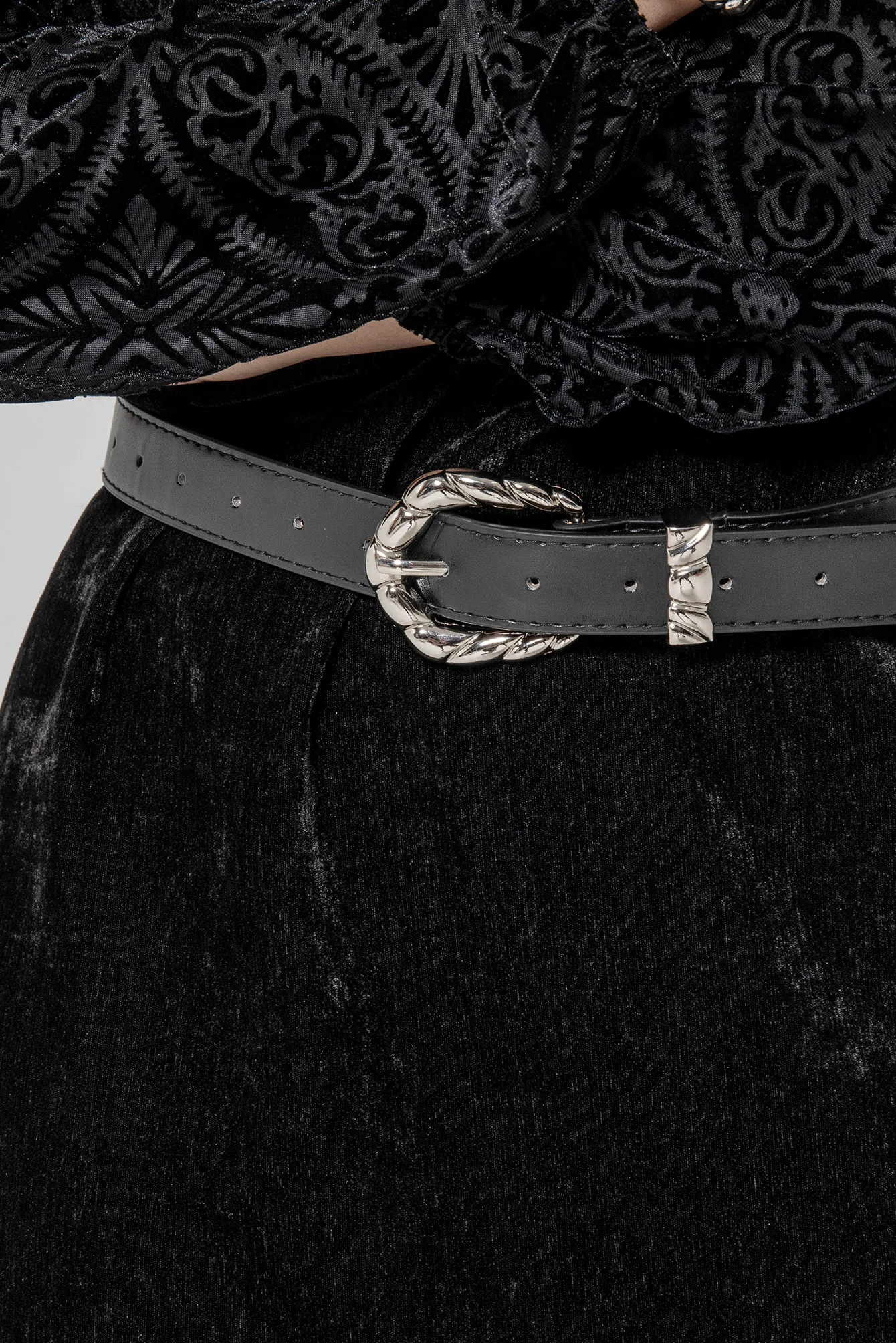 Robe midi en velours côtelé noir - Image 3