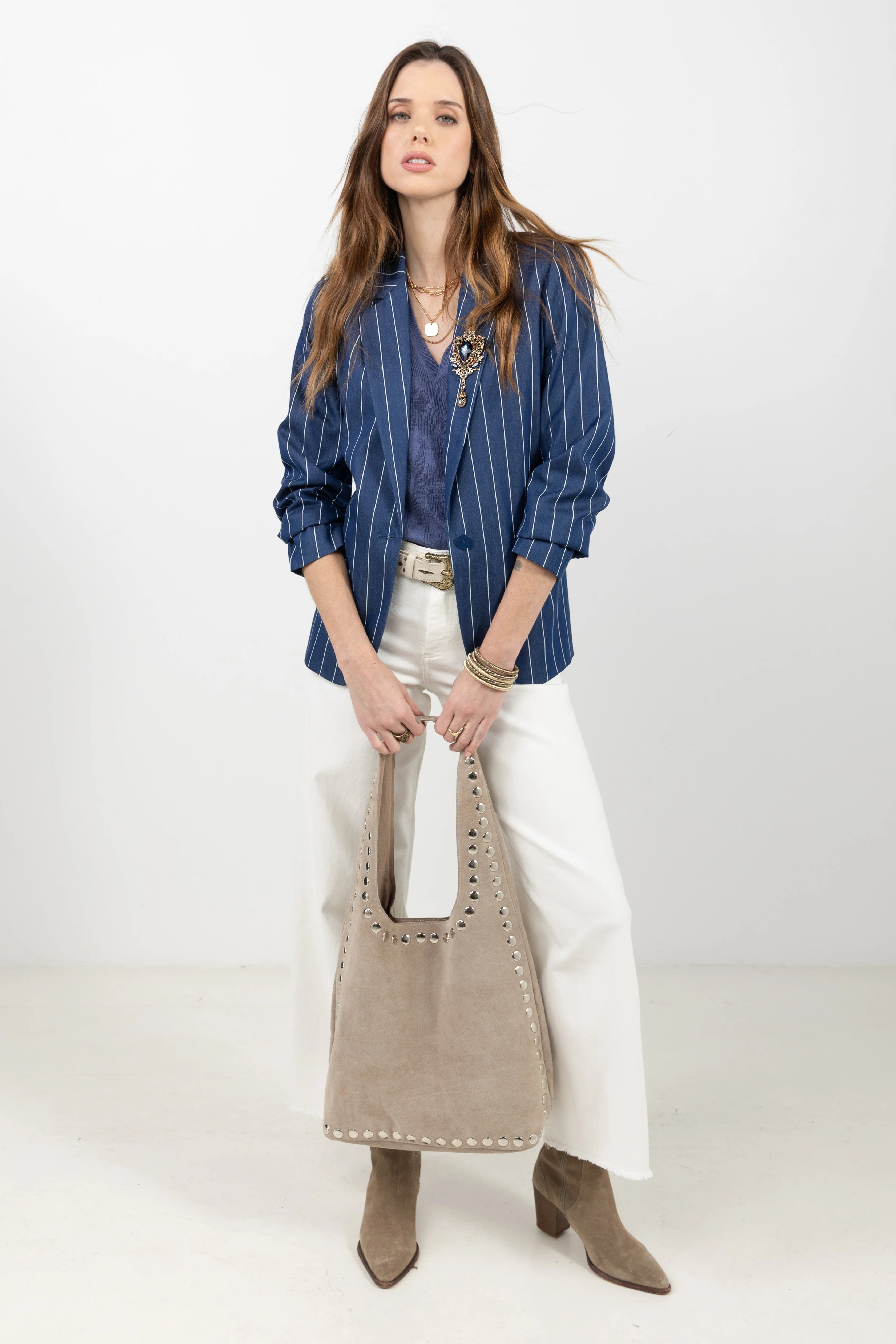 Sac besace beige daim détails métal