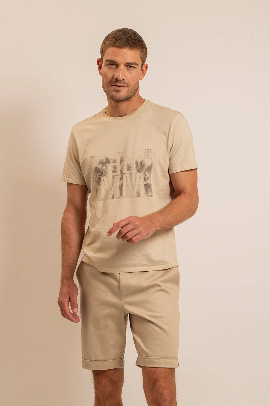 T-shirt printé beige dirty dyed - Image 3
