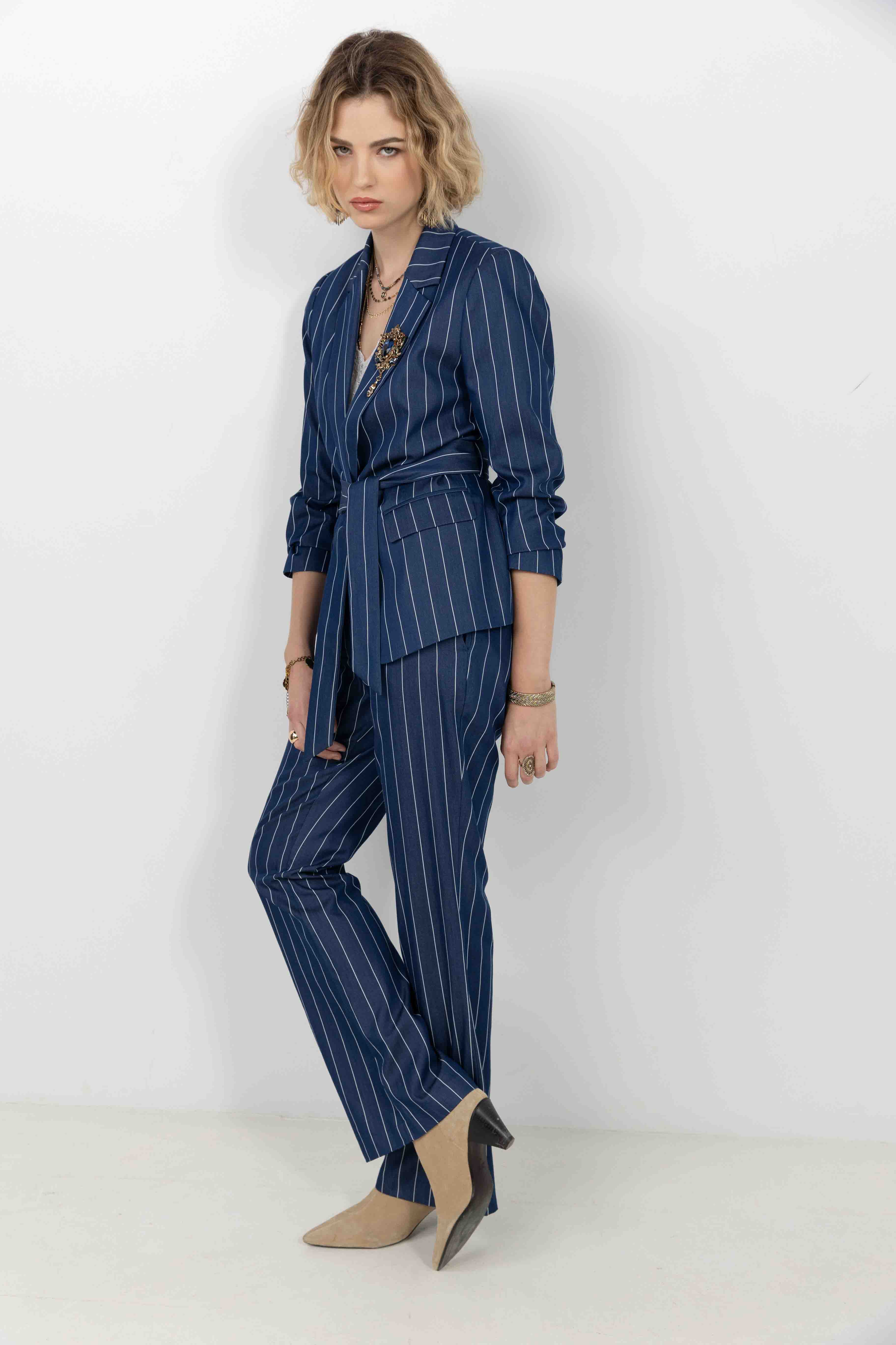 Veste rayée bleu foncé esprit tailleur - Image 3